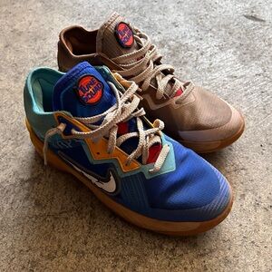 Multicolored Nike Lebrons Size 7 great performance.